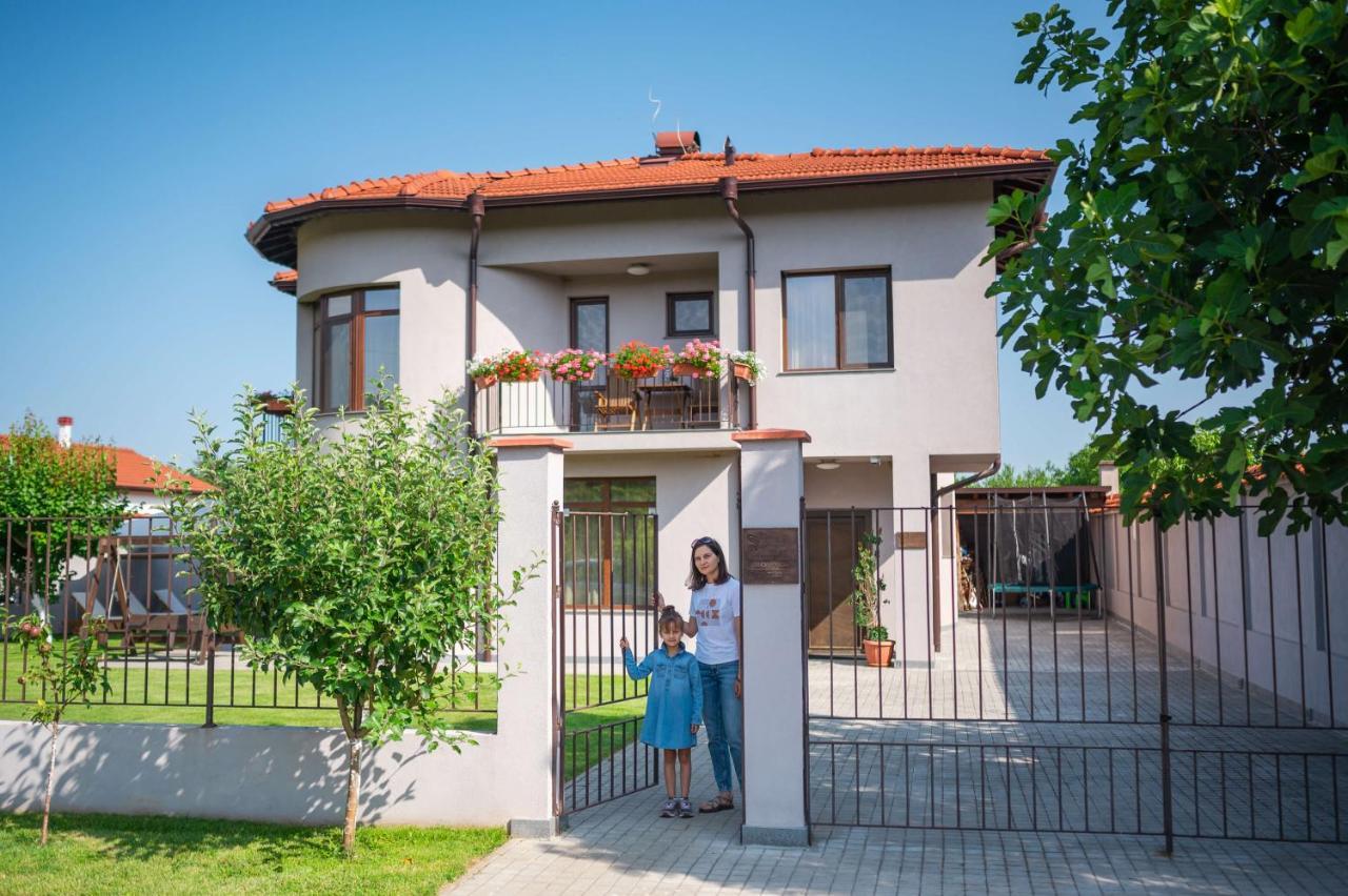 Katerina Guest House Kocherinovo Luaran gambar